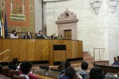 Pleno-Infantil-Parlamento-Andalucia-Ceip.-Arias-Montano-y-Colegio-Santa-isabel.-2015jpg.jpgMesa-Presidencia